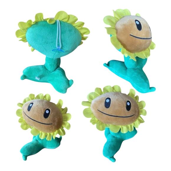 Plants vs Zombies Gift Basket | PvZ Plush Toys, Coloring Book, Stickers & More - Picture 5 of 11